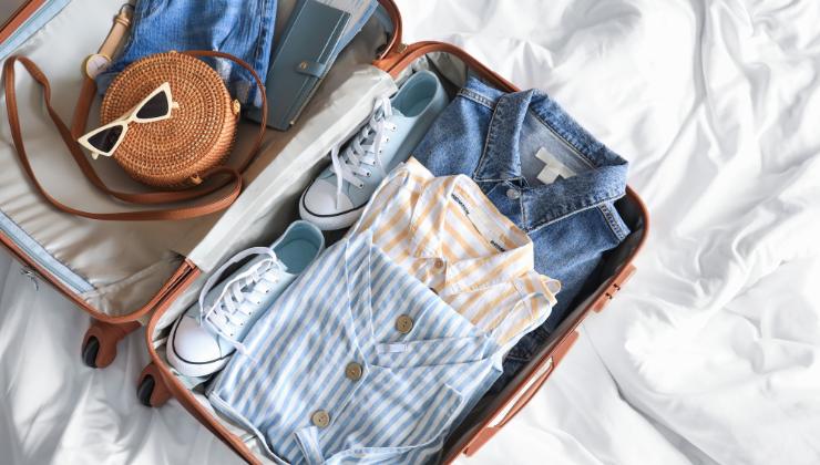 Viaggi, le cose che non possono mancare in valigia 